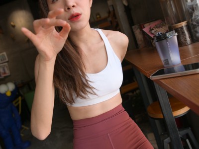 咖啡馆运动风休闲穿搭高清摄影写真