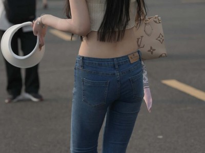 清纯喇叭牛仔裤女孩79P资源